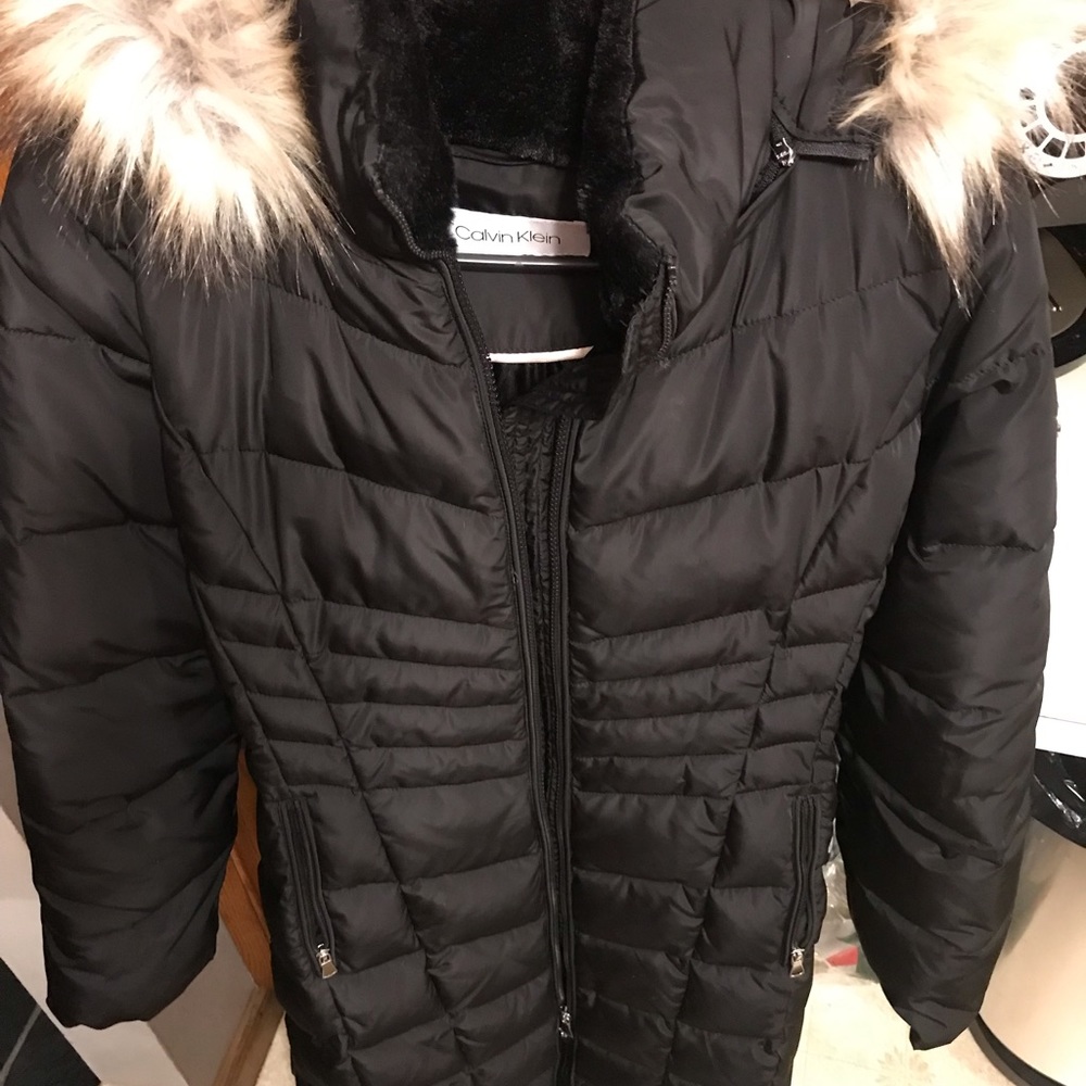 Long Black Puffer